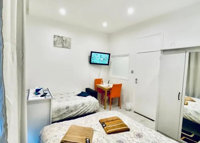 Ground Floor Flat Hyde Park Central London